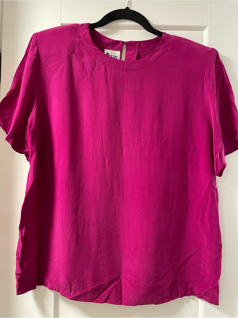 Short-Sleeve Silky Blouse in Fuchsia